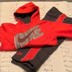 Nike hooded zip up hooded top with pants